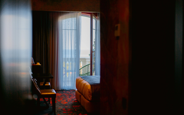 Guest rooms · Batumi — photo 39