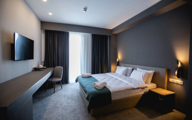 Отель West Inn Georgia