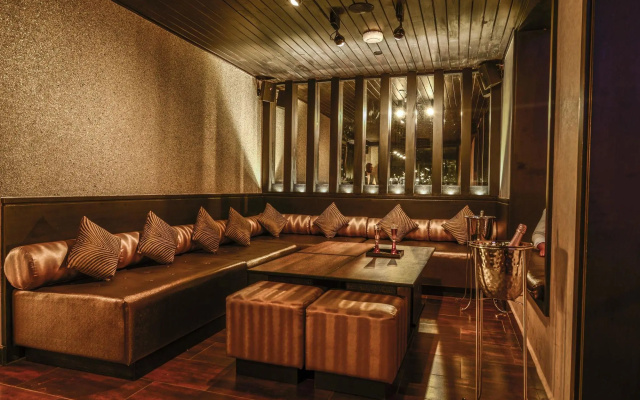 Sankara Nairobi, Autograph Collection