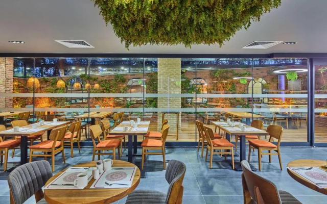 Отель Ibis Istanbul Airport