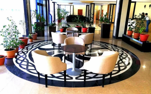 Отель Nomad Palace
