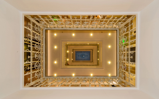 Отель Alpek Hotel