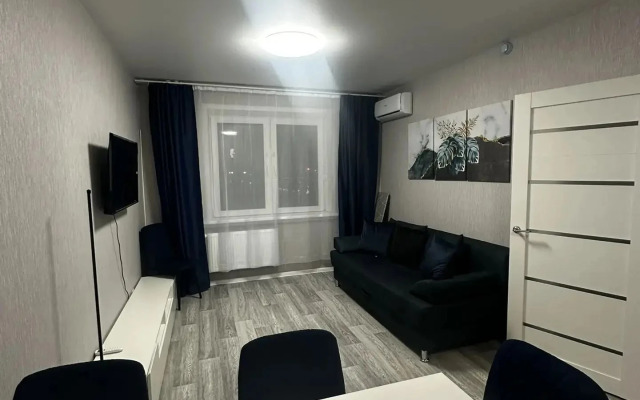 Квартира Home Hotel в Жк Околица