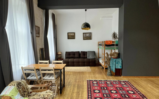 Квартира на Коммунистической 12