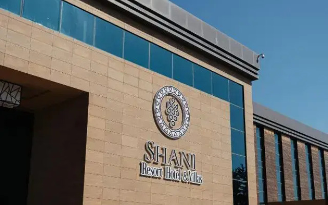 Shani Resort Hotel & Villas