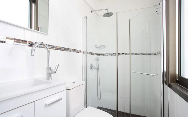 Апартаменты SHaYaSH Brand apartments TLV  Ran15