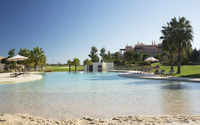 Отель Cascade Wellness Resort