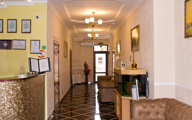 Отель Plaza