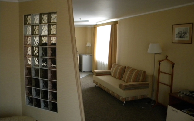 Отель Suite