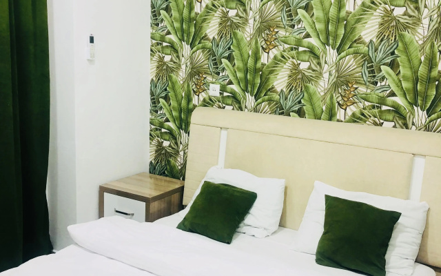 Guest rooms · Batumi — photo 13