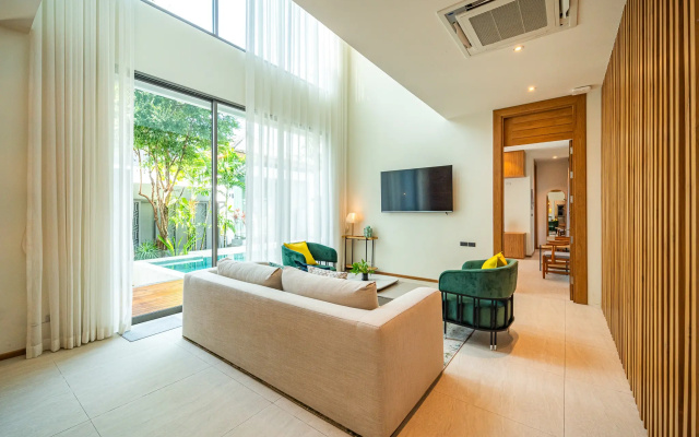 Вилла Teak 5 bed luxurious pool villa 117