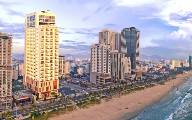 Отель Balcona Hotel Da Nang