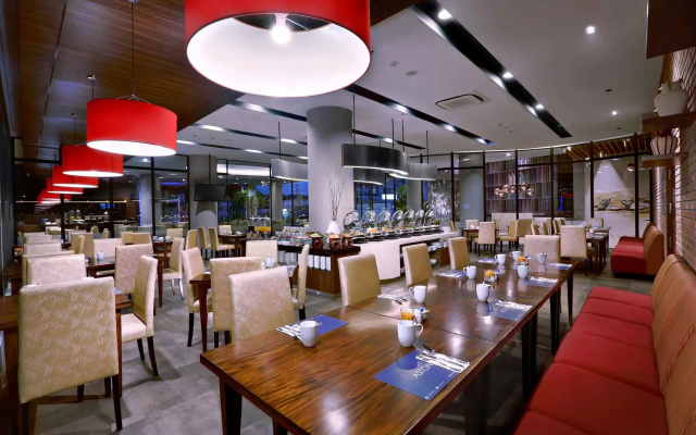 Отель Aston Inn Mataram