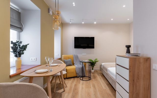 Апартаменты RoomyRoom Мадонна в сердце Петроградки