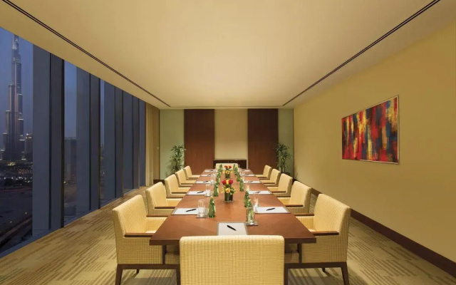 Отель Anantara Downtown Dubai
