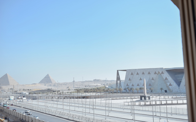 Отель Royal Great Pyramid Inn