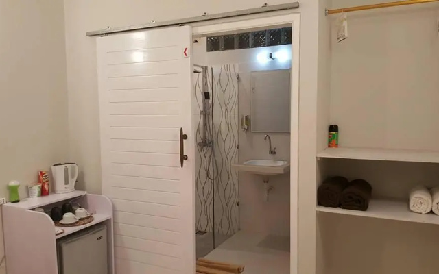 Отель Villa Kayla