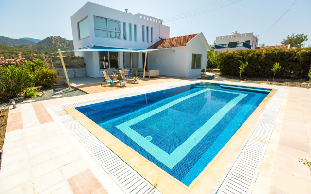 Вилла Med Coast Deluxe