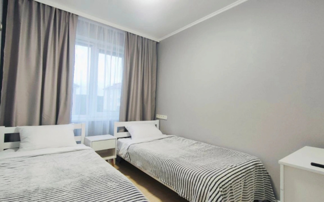 Апартаменты Уютный Север 4-комнатная квартира на Самойловой 4