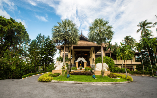 Курортный отель The Fair House Beach Resort & Hotel