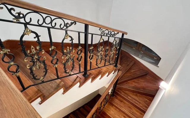 Апарт-отель Five Villas Hotel