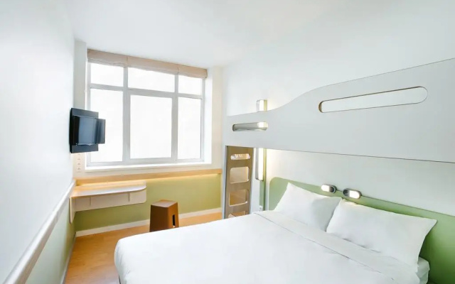 Отель Ibis budget Москва Панфиловская
