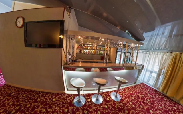 Меблированные комнаты Family Resort Hotel Miloo