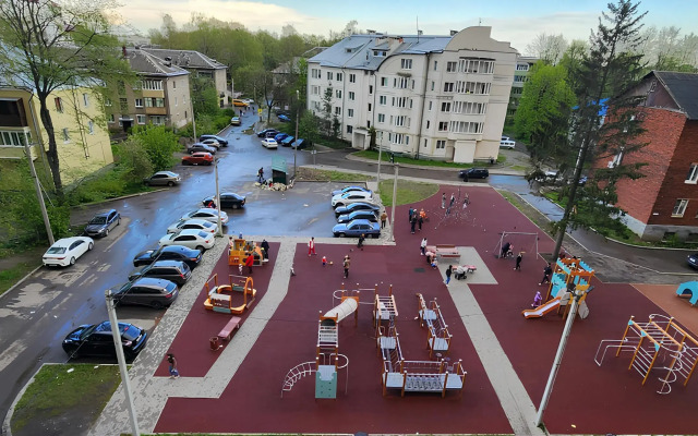 Квартира BestHome Двухкомнатная семейная в центре
