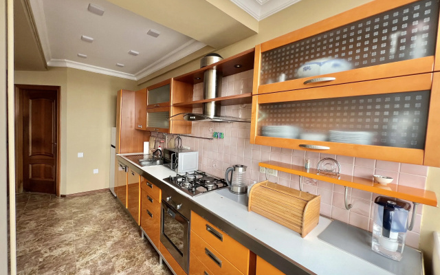 Апартаменты Sea View Central Apartment