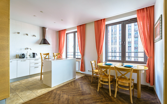 Квартира Lalapart Vintage House с отдельным рабочим кабинетом в небоскребе