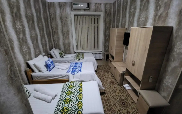 Отель Alisher
