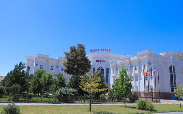 Отель Maqom Plaza