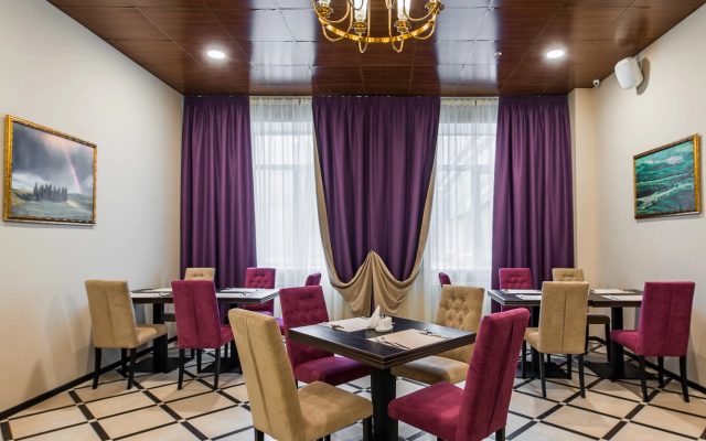 Отель Fortis Hotel Dubrovka