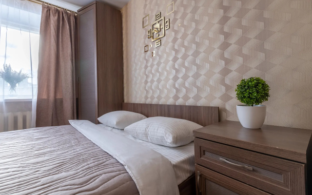 Апартаменты HomeHotel Горького 80/1