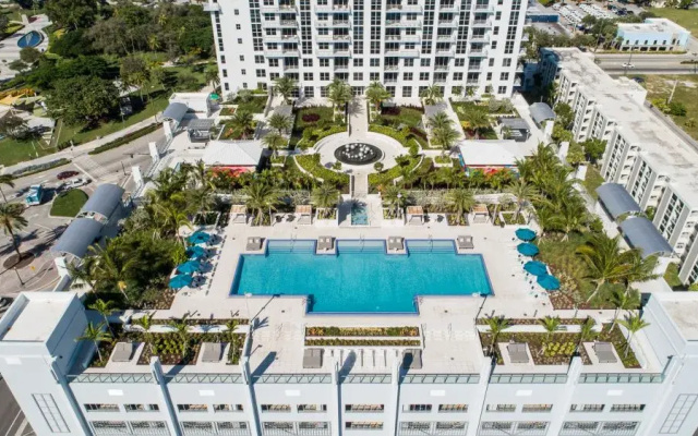 Апарт-Отель Hollywood Beach Luxury Residences