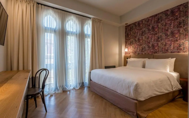 Guest rooms · Tbilisi — photo 13