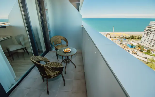 Апартаменты Sunshine Aliance Palace