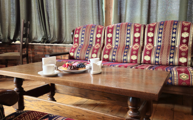 Verdzi Boutique-hotel · Kutaisi — photo 25