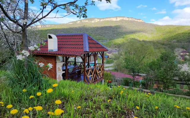 Nyushina Skazka Guest House