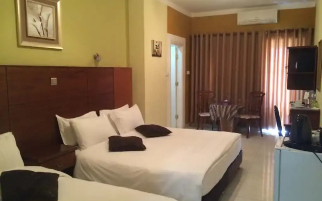 Отель Amir Palace Aqaba