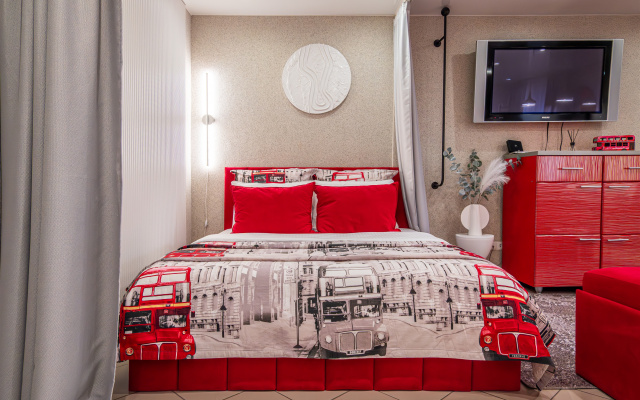 Квартира Red Bus Apartment na Mira