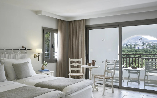Отель Creta Maris
