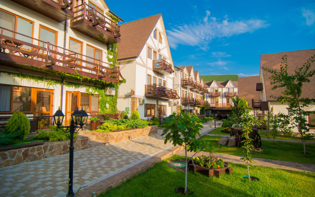Eko Poselok Al'piyskaya Dolina Hotel