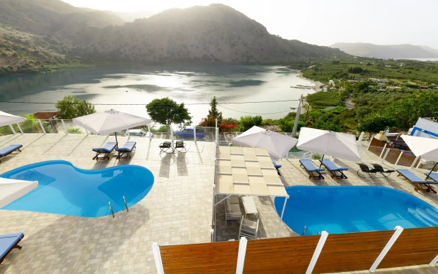 Отель Lake View Suites