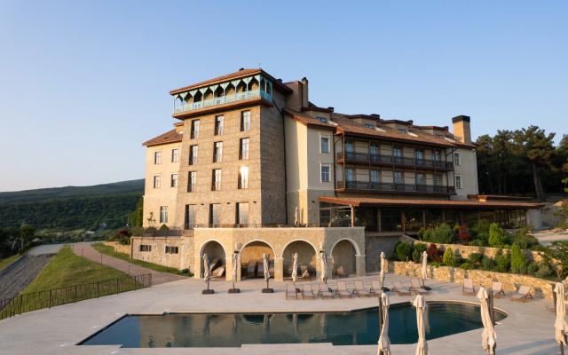 Hotel exterior · Telavi — photo 24