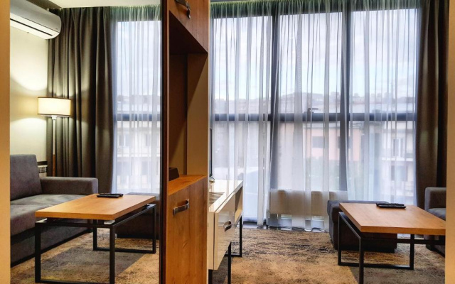 Отель Alpha Horizon Hotel
