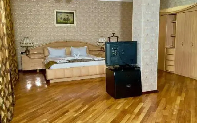 Отель Nur-2