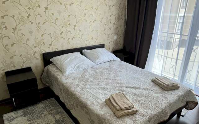 Квартира 145 с балконом и витражным остеклением