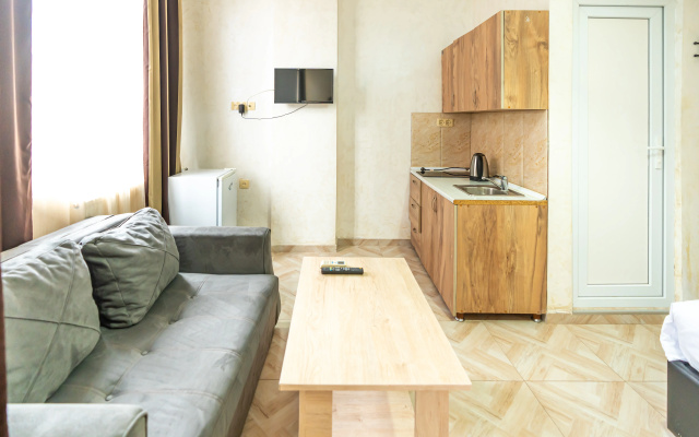 Guest rooms · Batumi — photo 20