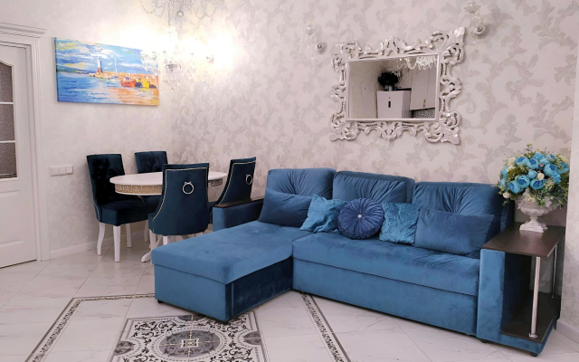 Апартаменты Luxury on Krymskaya 22 Трехкомнатные